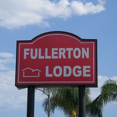 Fullerton Lodge Exterior foto